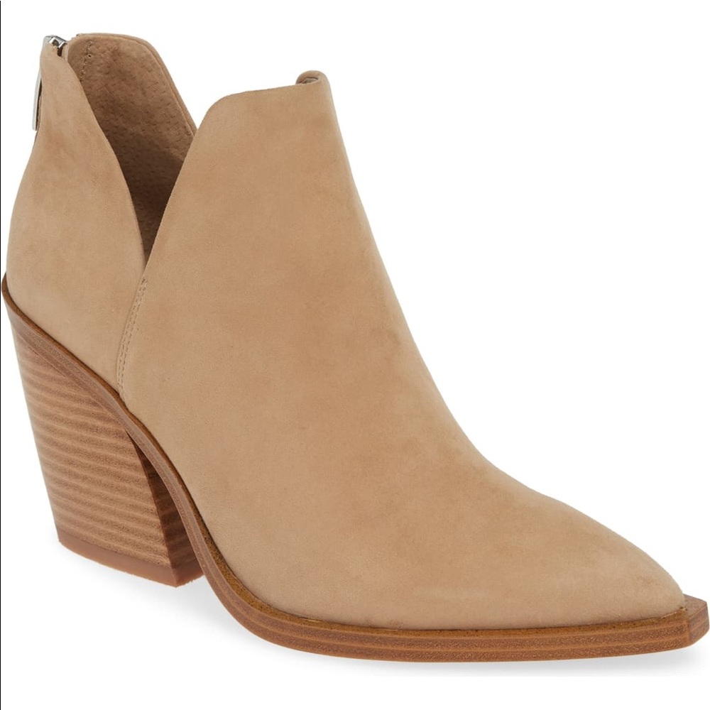 NIB Vince Camuto Gigietta Bootie Tortilla Suede 7